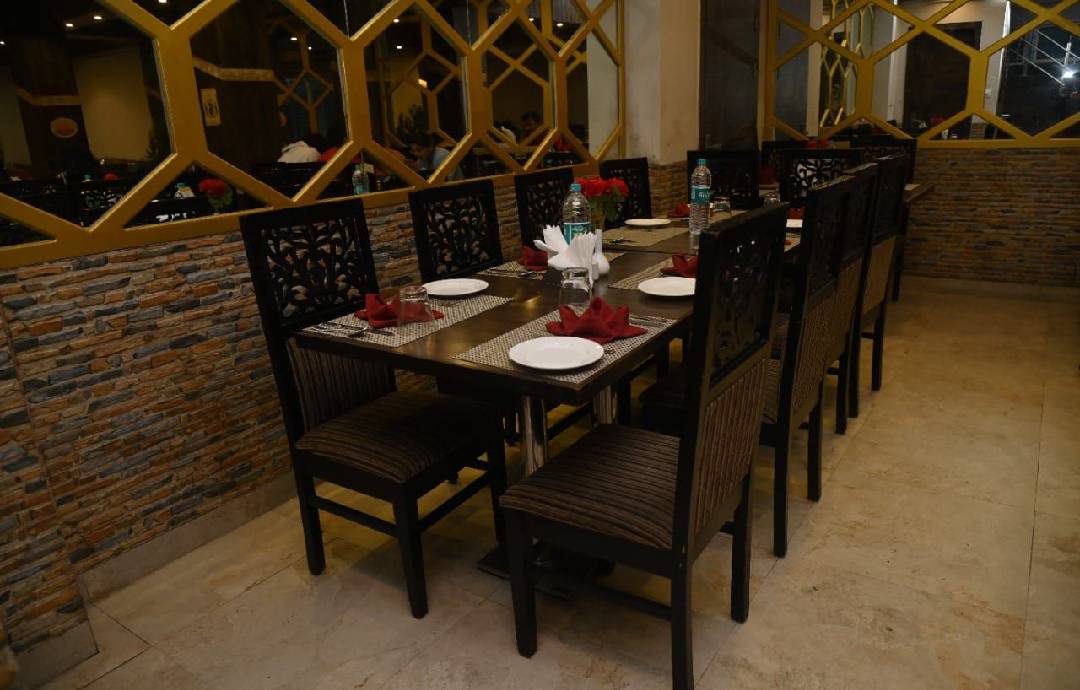 Roof top cafe in Darjeeling